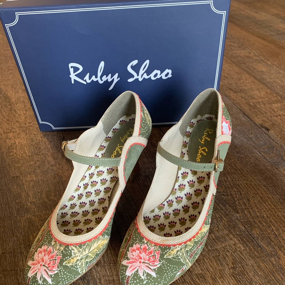 Ruby Shoo Vintage Inspired NEW in box